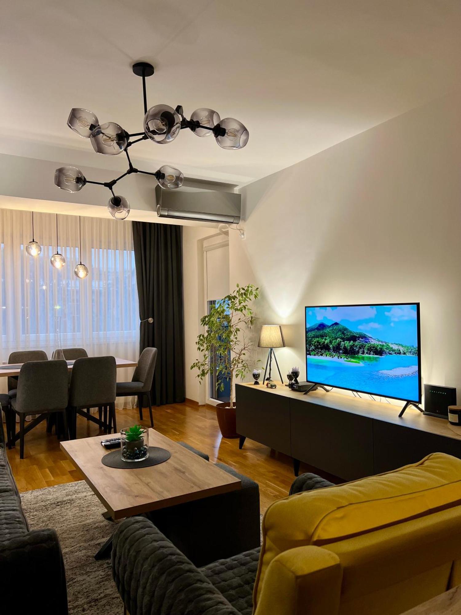 סקופיה Aj Luxe Residence מראה חיצוני תמונה