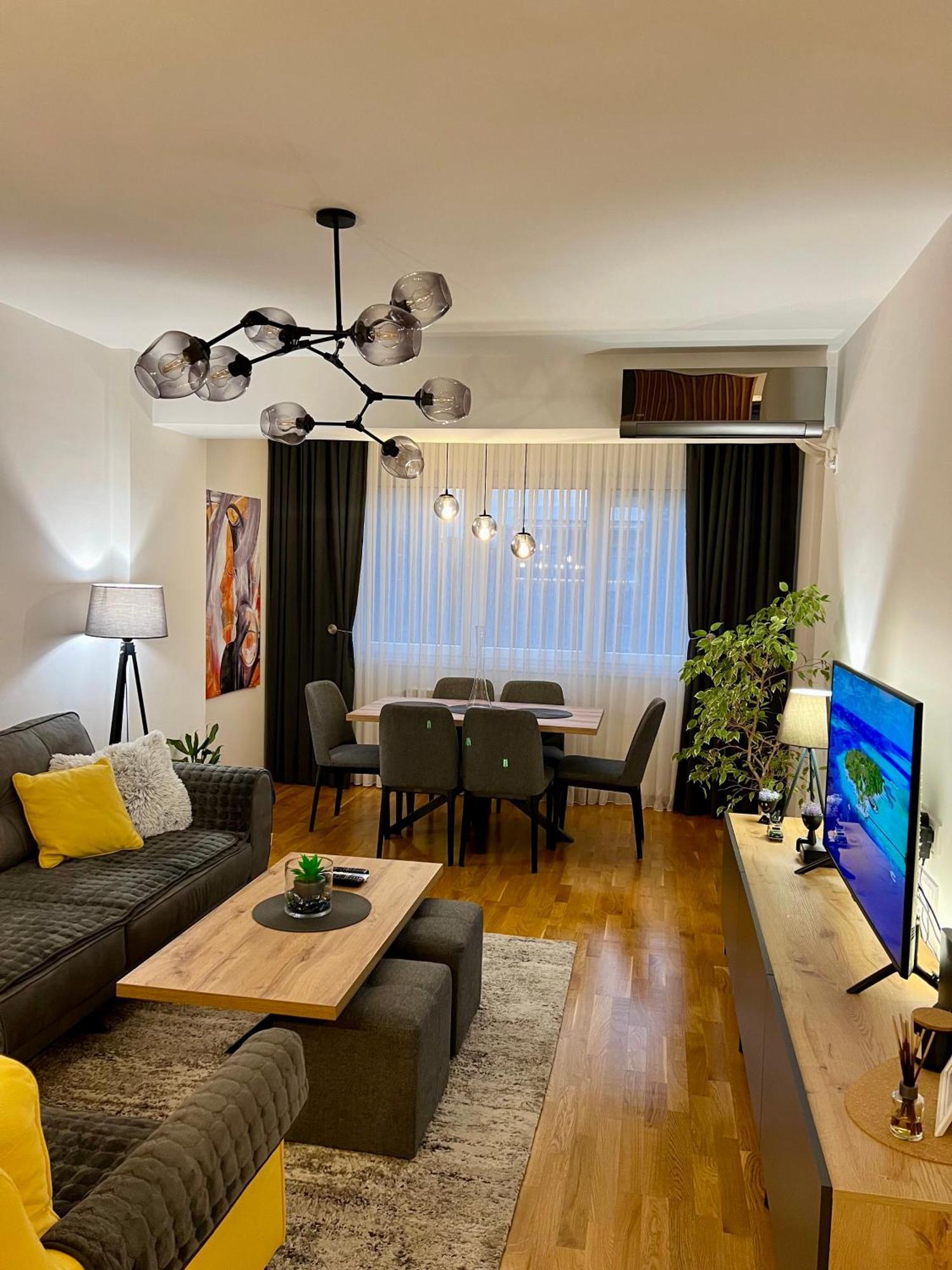 סקופיה Aj Luxe Residence מראה חיצוני תמונה