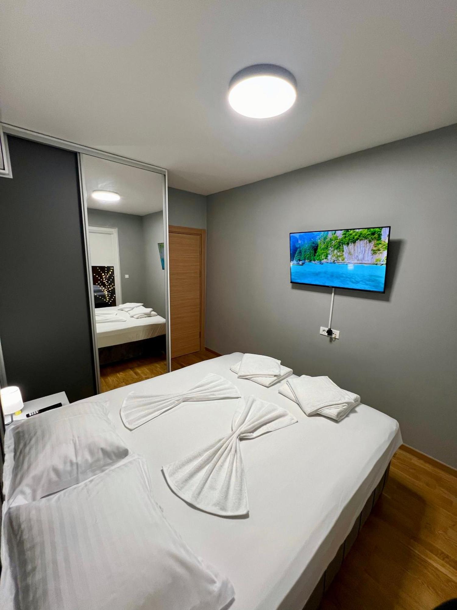 סקופיה Aj Luxe Residence מראה חיצוני תמונה