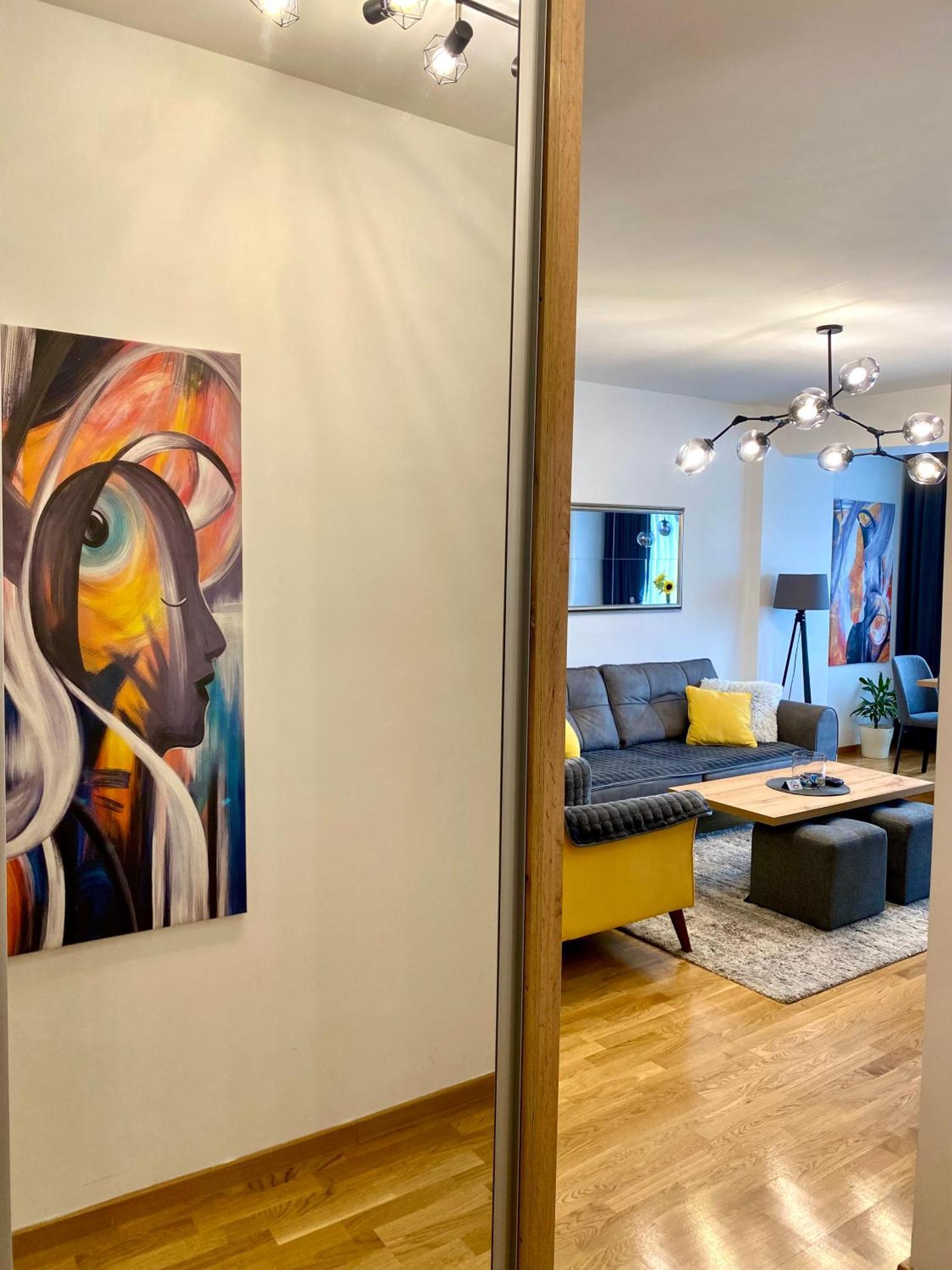 סקופיה Aj Luxe Residence מראה חיצוני תמונה