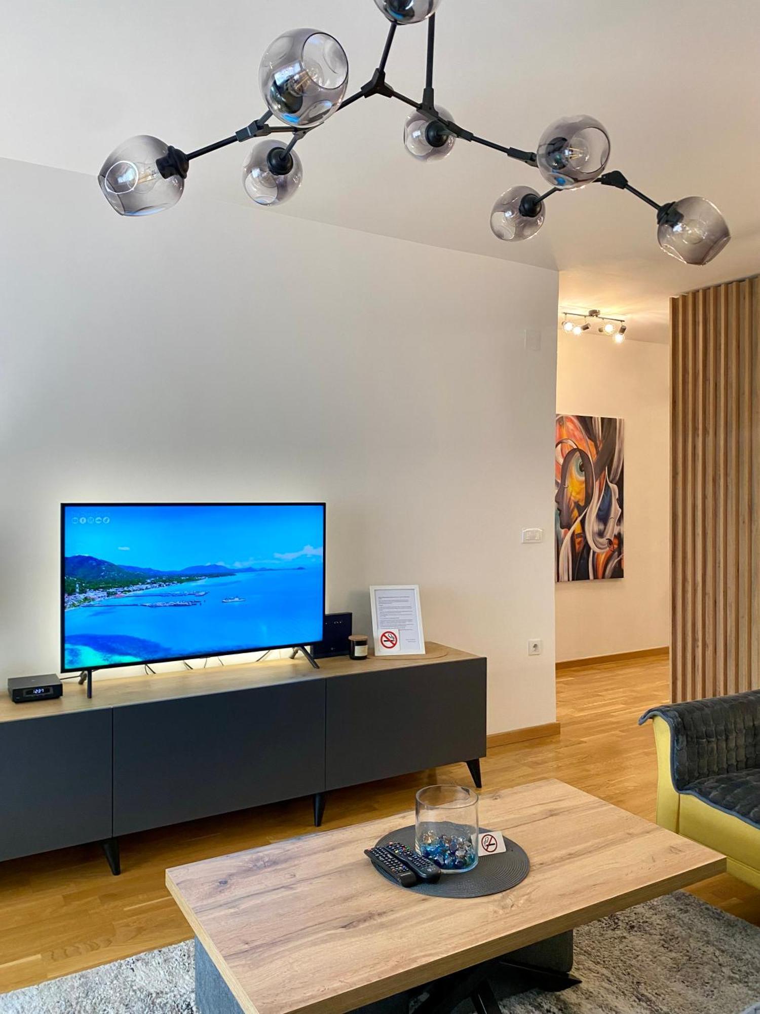 סקופיה Aj Luxe Residence מראה חיצוני תמונה